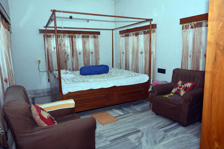 Hibiscus Chandannagar, Hugli