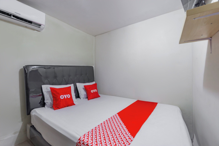 Bedroom 1, OYO 93526 Homely Syariah, Kediri