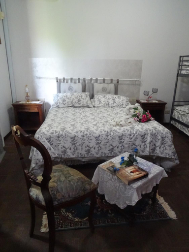 Bedroom 4, Le Mimose B&B, Florence