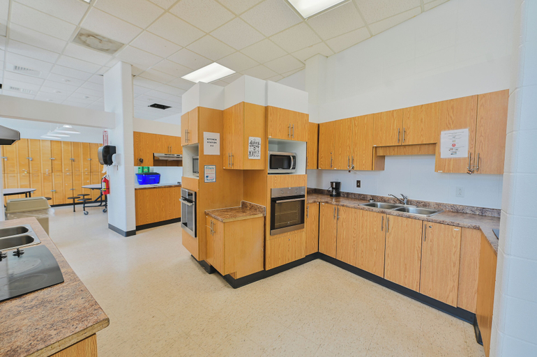Others 4, Residence & Conference Centre - Timmins, Cochrane