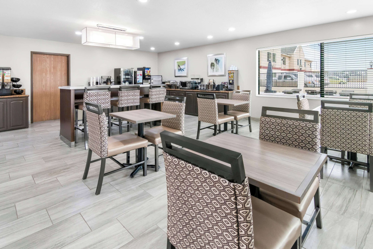 Food & Drinks 5, Best Western Abilene Inn & Suites, Taylor
