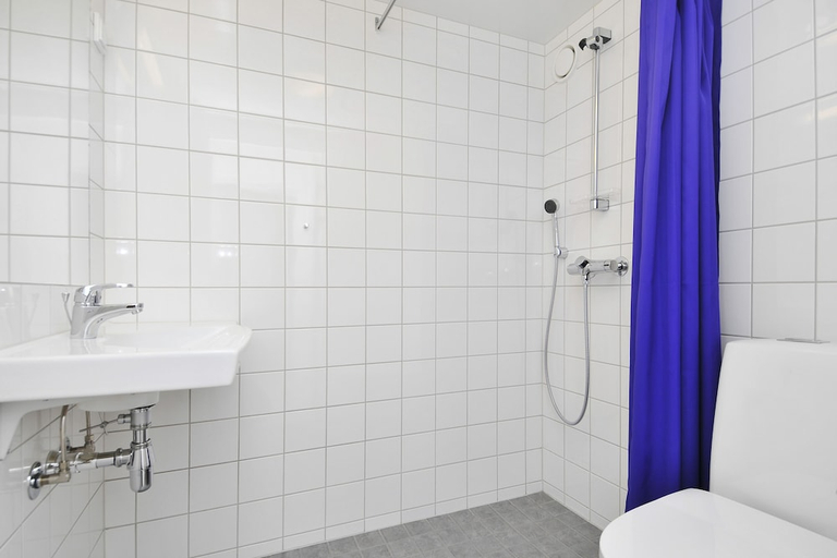 Bathroom 4, Bunks at Rode, Oslo