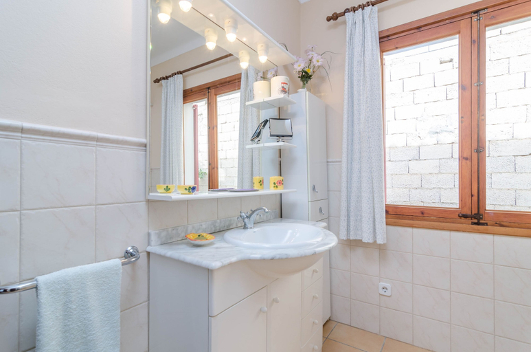 Room 5, Can Pons in Can Picafort, Baleares