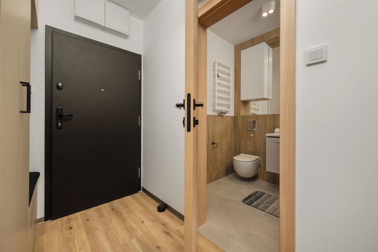 Bathroom 5, Central Park Wrocław by Renters Prestige, Środa Śląska
