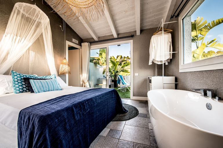 Bedroom 2, CAPO BLU BOUTIQUE HOTEL, Cagliari