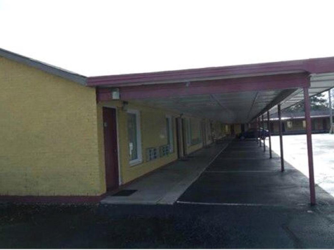 Others 4, Budget inn, Robeson