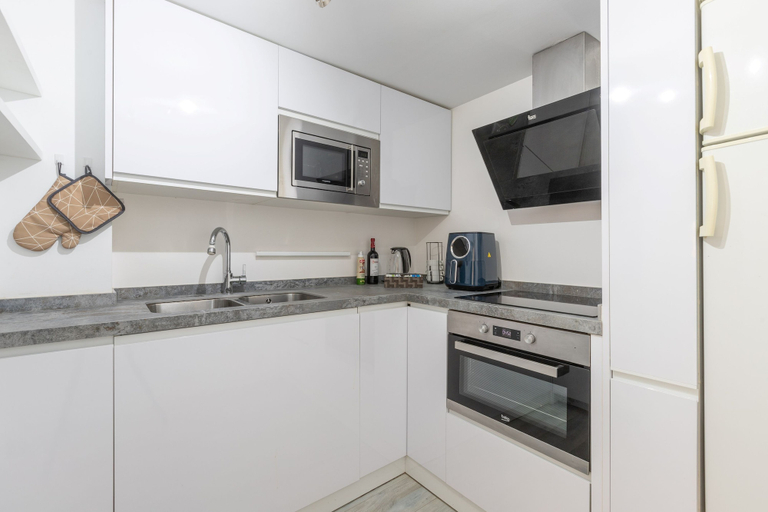 Room 2, Alto Del Pinar in Torremolinos, Málaga