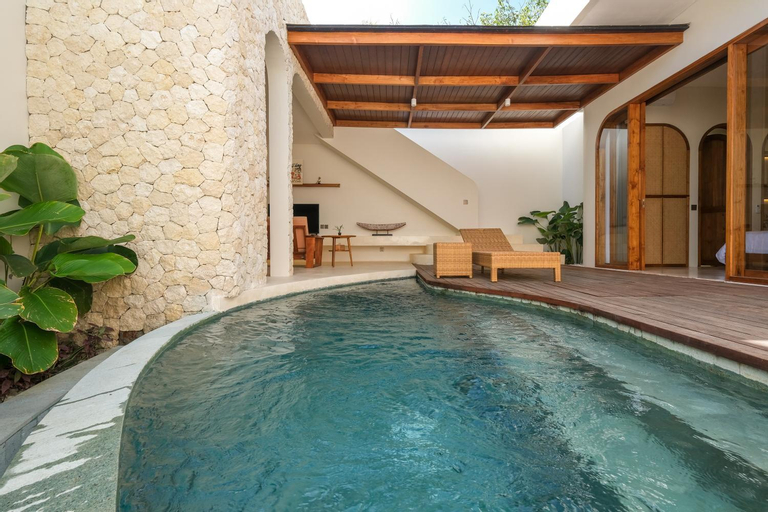 Swimming Pool 15