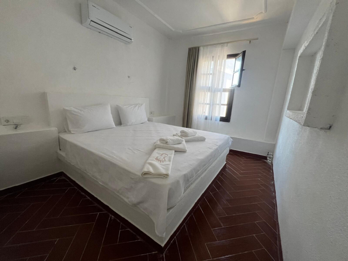 Room 4, Ayvalık City House, Ayvalık