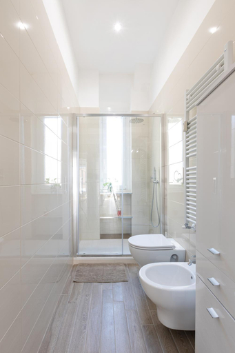 Bathroom 4, Gaffurio Apartments, Milano