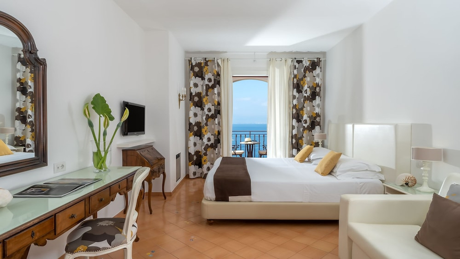 Bedroom 2, Hotel Belair, Napoli