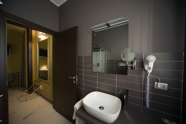 Bathroom 3, Aaron Hotel, Venezia