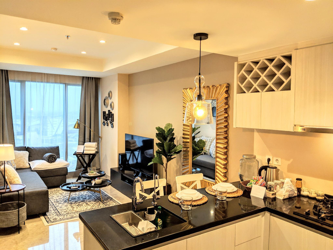 Dining Room 1, *NEW* EA SUITES Luxury 1BR Aeon Mall ICE BSD, South Tangerang