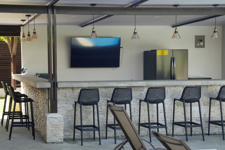 Food & Drinks, Hotel Green, Garabito