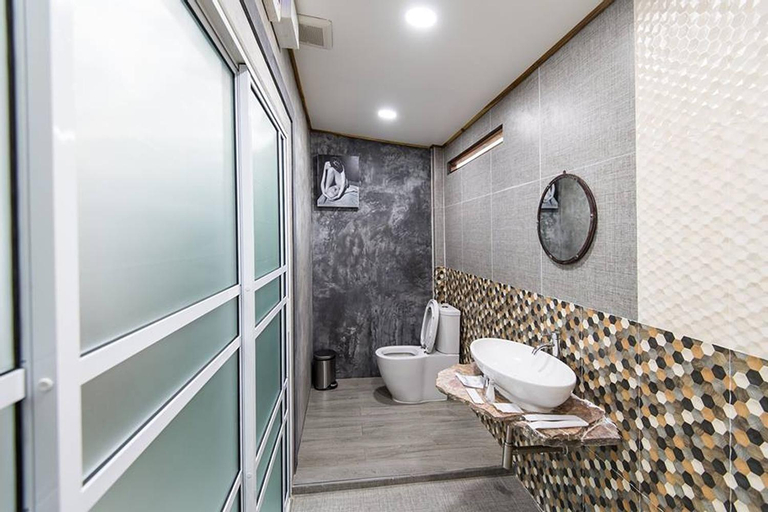 Bathroom 5