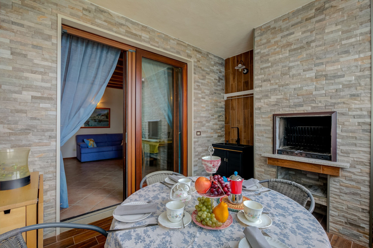 Room 5, Azzurro Apartment in Peschiera del Garda, Verona