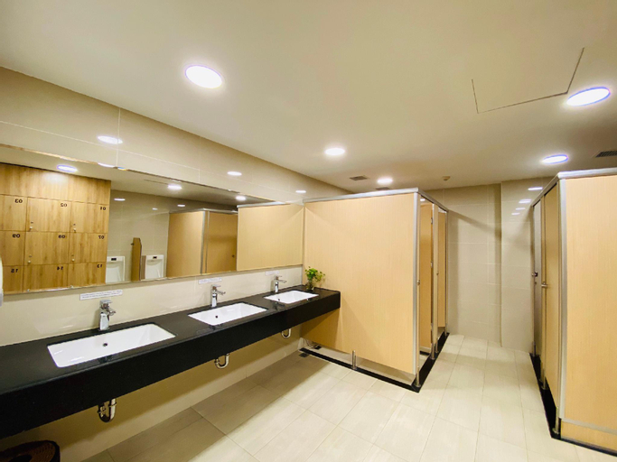 Bedroom 4, TBHOUSE - 3mins taxi to TSN airport, free gym&pool, Tân Bình