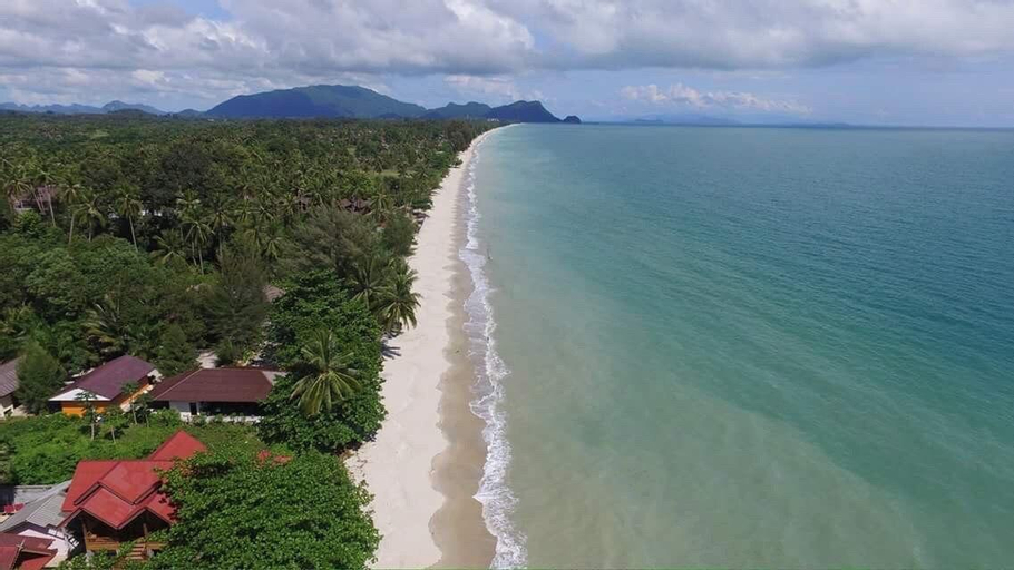Khanom Beach Condo-Sea & Mountain View 2 Bedrooms, Khanom