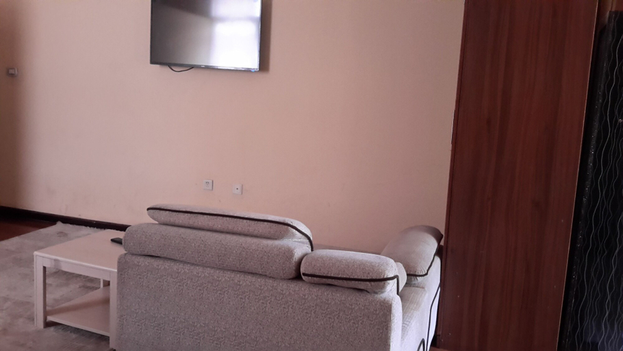 Others 3, Yegna Guest House, Addis Abeba