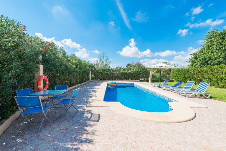 Others 4, Sa Figuera Blanca in Buger, Baleares