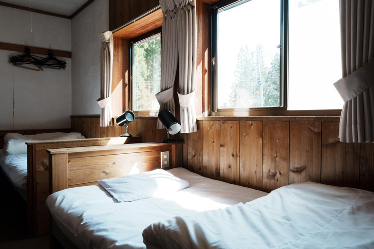 Bedroom 2, Pension FOLKLORE, Myōkō