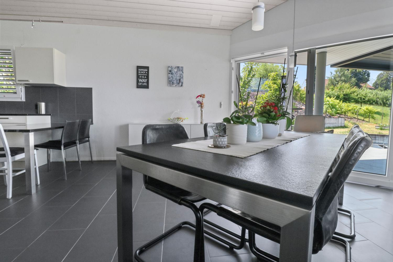 2, Magnifique villa avec piscine et vue sur le lac, Broye-Vully
