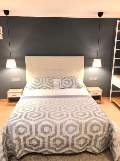 Bedroom 3, LOFT A 20' DE BARCELONA Y 7' DE LA UAB., Barcelona