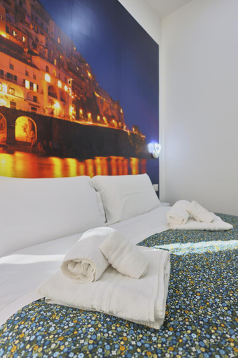 Others 5, B&B MARE E POESIA Salerno, Salerno