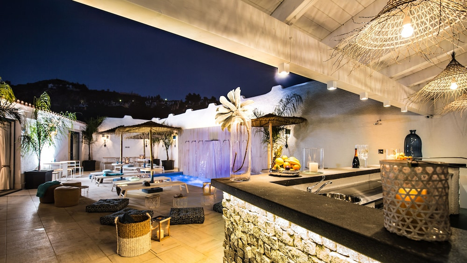 Food & Drinks 4, CAPO BLU BOUTIQUE HOTEL, Cagliari