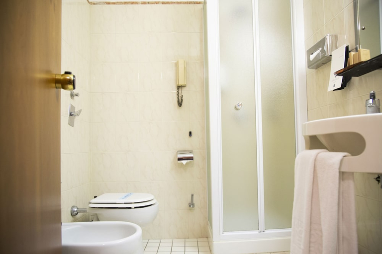 Bathroom 3, iH Hotels Milano Eur - Trezzano sul Naviglio, Milano