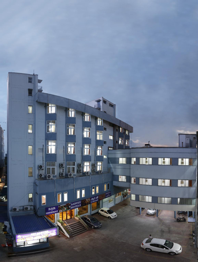 Exterior & Views, Sri Aarvee Hotel - Coimbatore, Coimbatore
