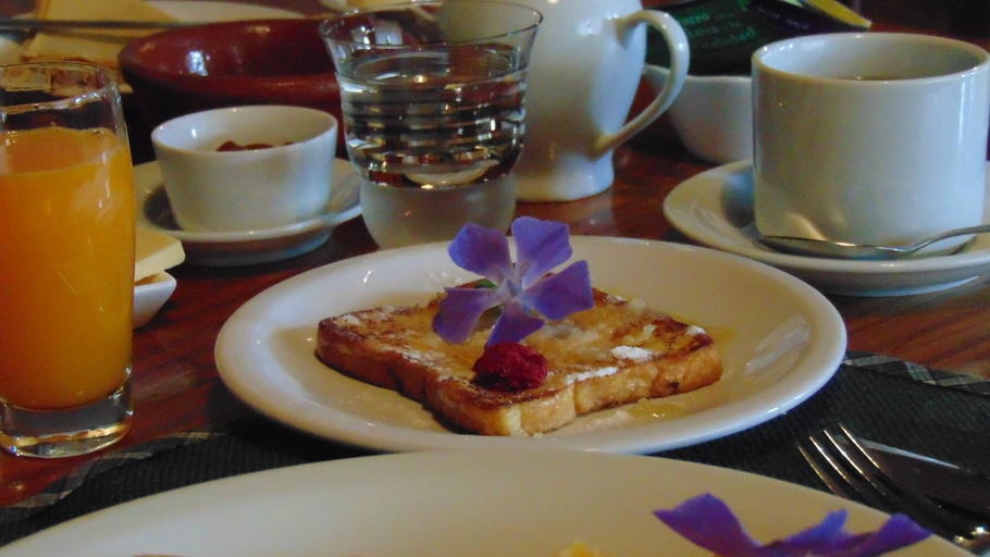 Food & Drinks 2, Criollo Lodge, Cushamen