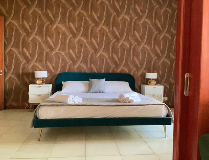 Others 3, B&B Verdi, Lecce