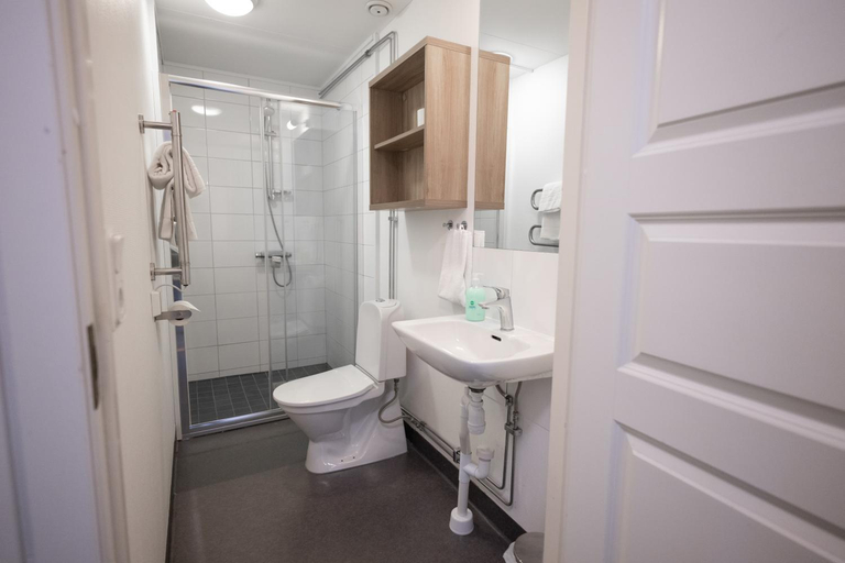 Bathroom 3, Brink Annex, Eslöv