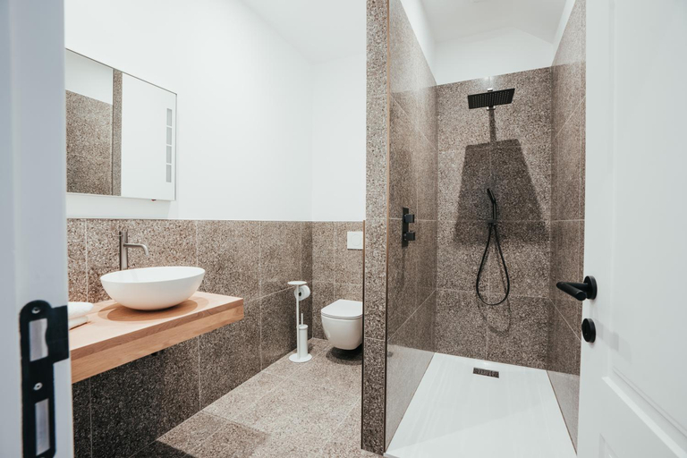 Bathroom 3, Hotel Casino Elite, Hainaut