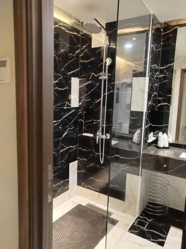 Bathroom 7