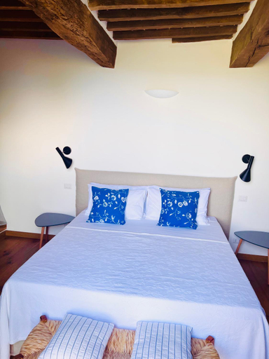 Others 2, Guest House, Grosseto
