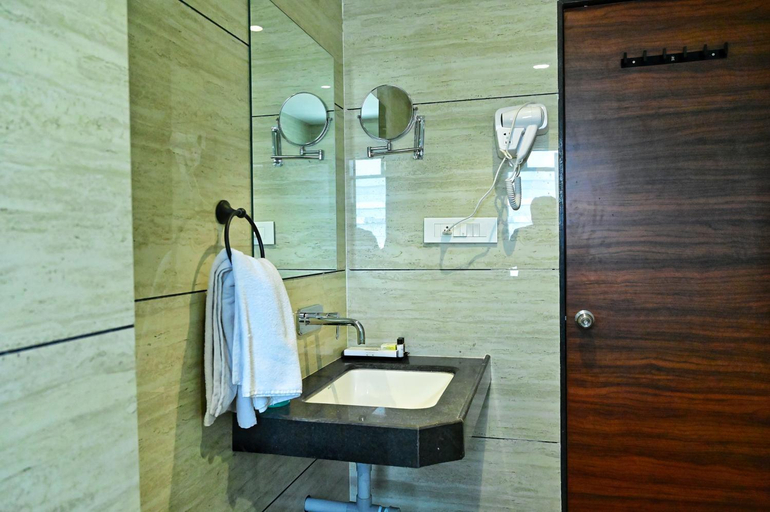 Bathroom 4, The One Hotel Nashik, Nashik