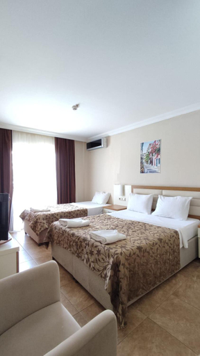 Bedroom 3, Bitez Risa Hotel, Bodrum
