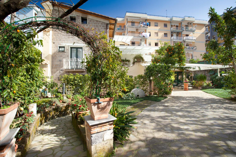 Others 3, Angiolina Relais, Napoli