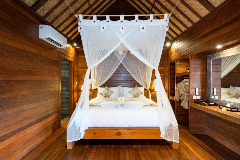 Bedroom 12