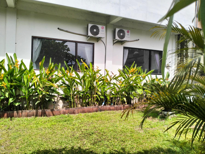 Others 5, Anyar, Lombok
