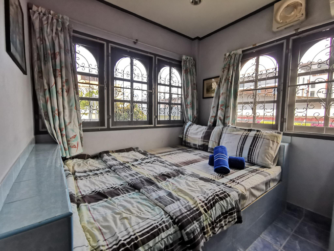 Bedroom 4, Samiya Guesthouse by ZUZU, Muang Chon Buri