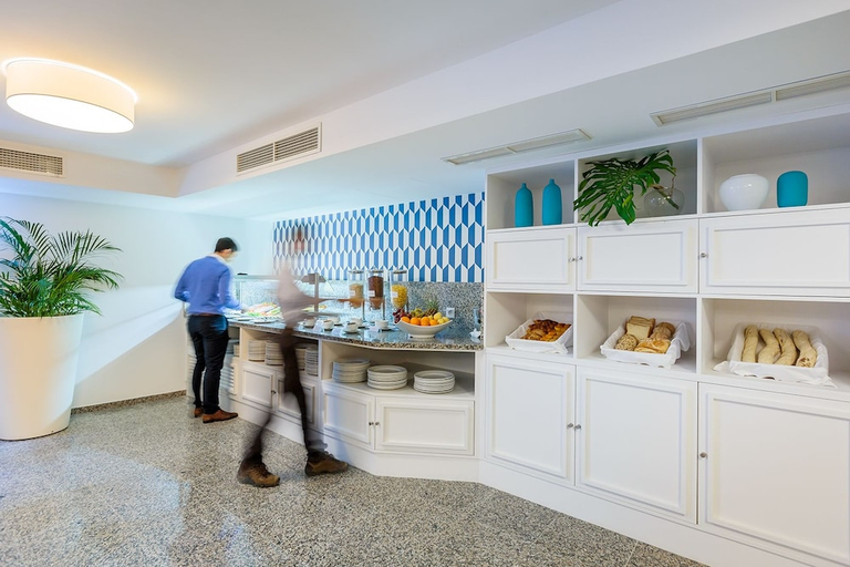 Food & Drinks 5, Terrace Mar Suite Hotel, Funchal