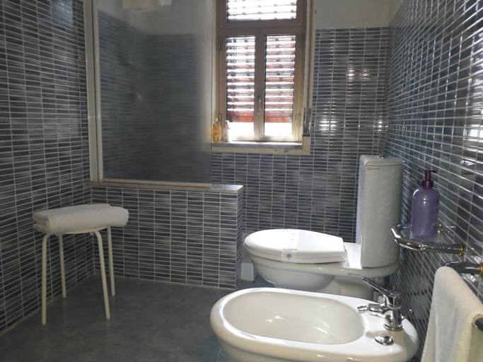 Others 5, Bed & Breakfast Fontanarossa Airport -Private Parking-, Catania
