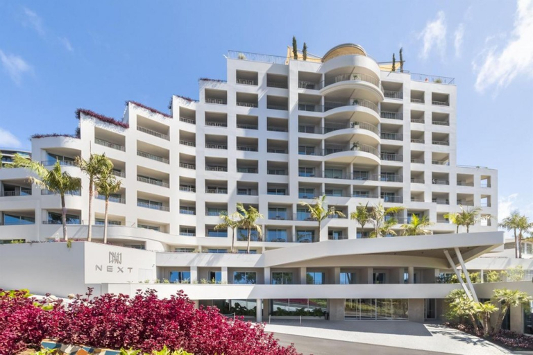 NEXT by Savoy Signature, Funchal