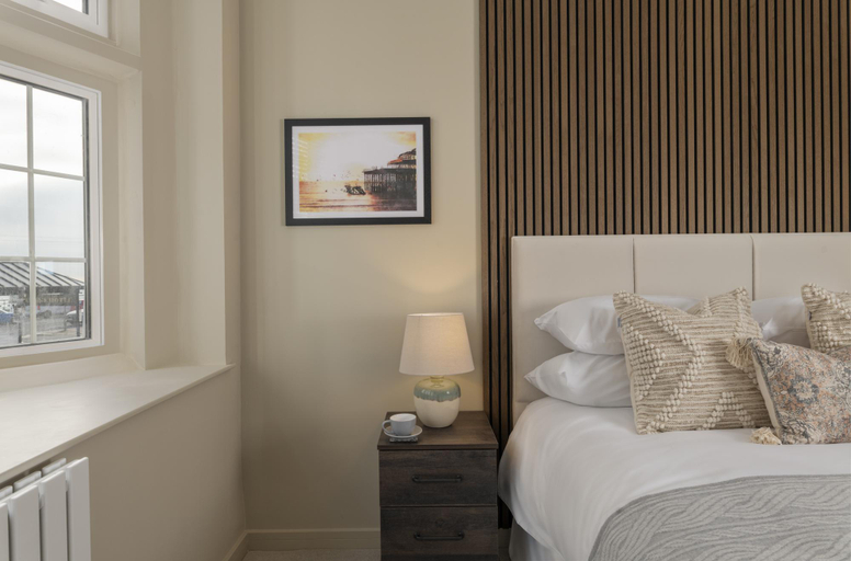 Others 5, Kings Road Suites, Brighton and Hove