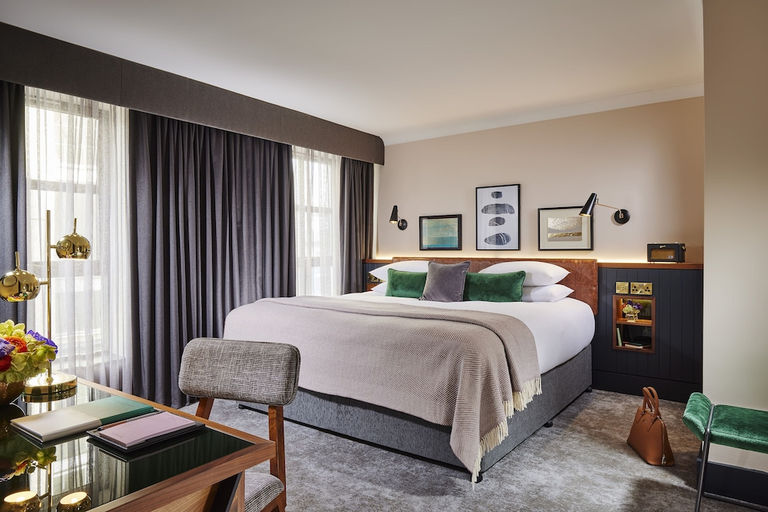 Bedroom 2, The Alex, Dublin
