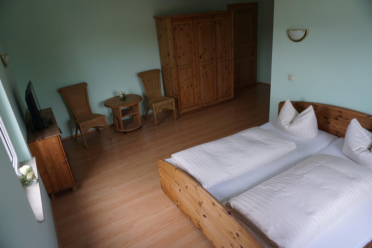 Bedroom 2, Hotel am Bahnhof, Mecklenburgische Seenplatte