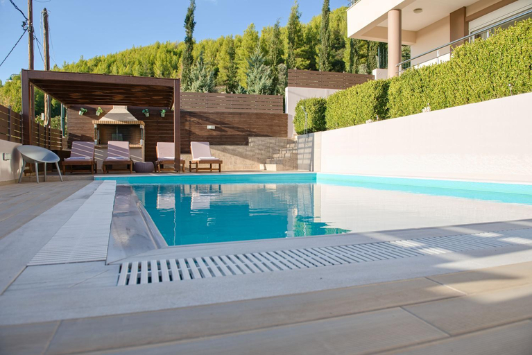 Others 4, Lila's Villa, Central Greece